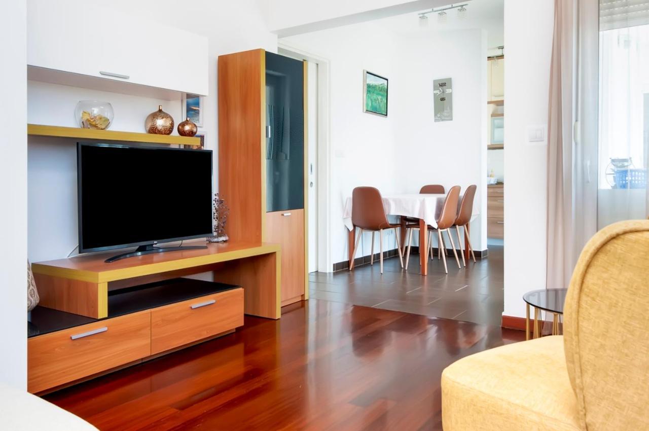 Apartment Anerol Rovigno Esterno foto